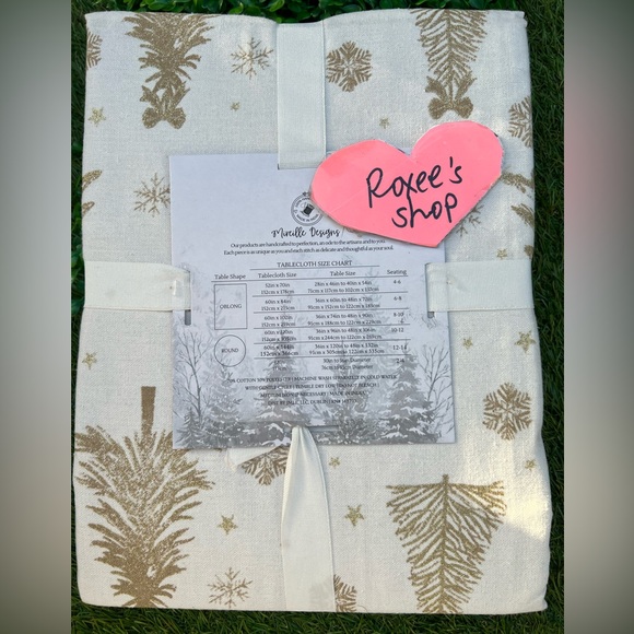 Gold Bow Christmas Tree Tablecloth - Picture 3 of 5